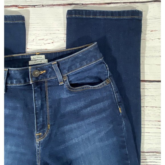 L L Bean Jeans Classic Fit Sz 4 Blue Denim Five Pockets Straight Leg Mid Rise - Picture 9 of 12